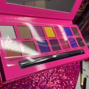 Anastasia Beverly Hills Alyssa Edwards palette